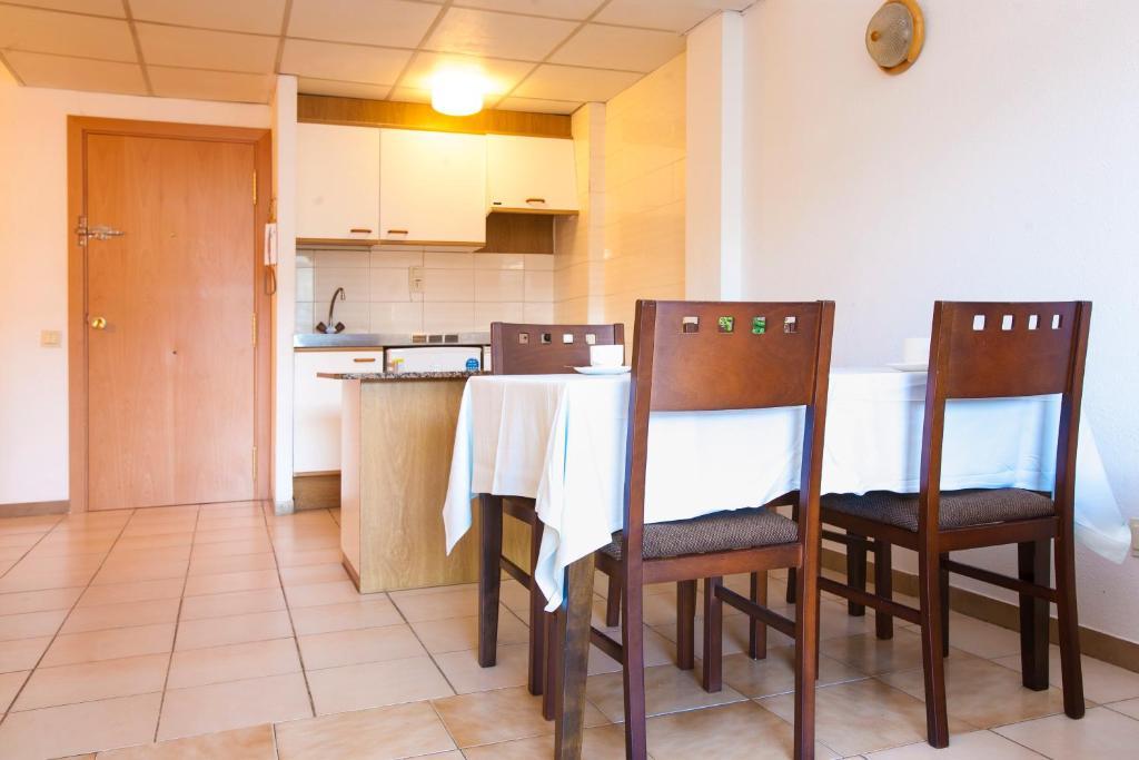סאלו Catalonia Park Apartamentos מראה חיצוני תמונה